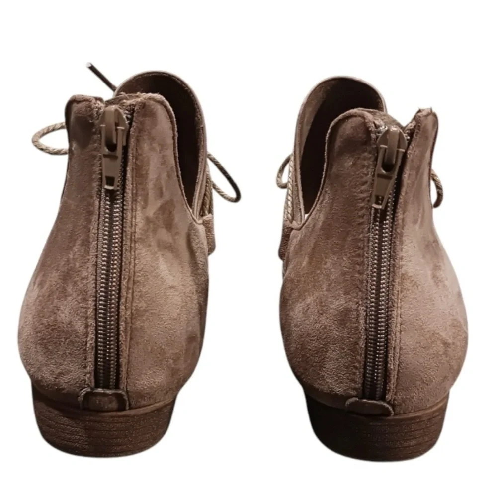 Pierre Dumas Women's Thong Sandals - Picture 7 of 10